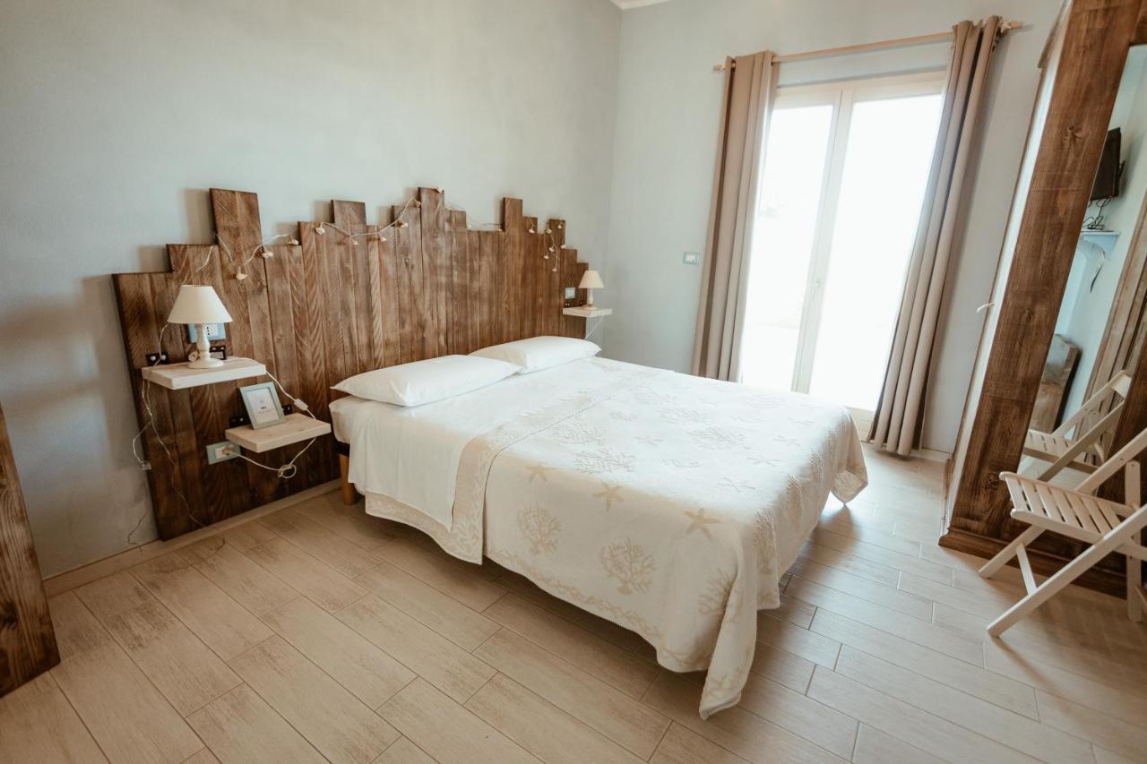 B&B Il Mare In Una Stanza Ortona Exterior foto